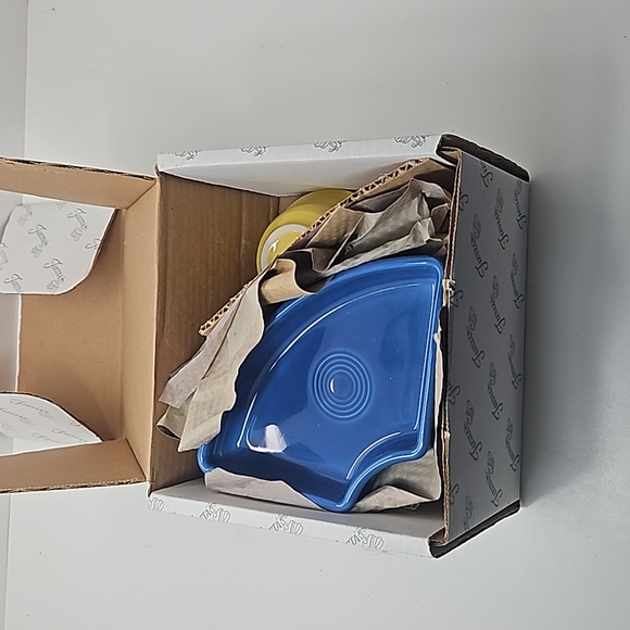 NWT Fiestaware 5 Piece Entertaining Set / Lazy Susan 12 1/2 in. Multi Color - Picture 5 of 6